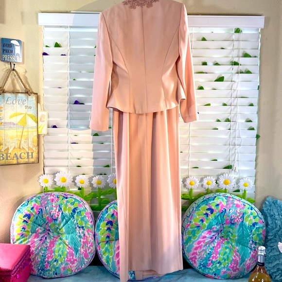 NAH NAH Collection soft pink gown & beaded jacket - Picture 4 of 8